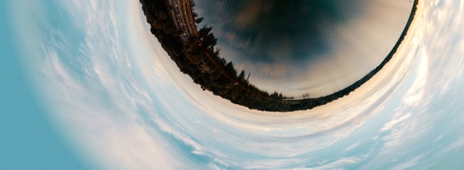 a circle picture of a wave