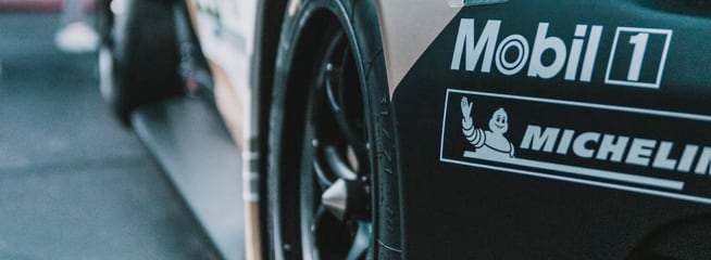 a picture of a racing car